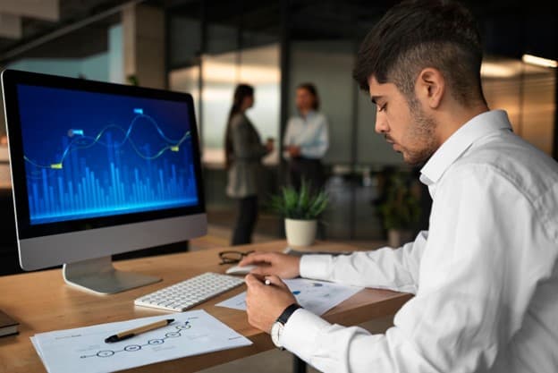 SEO vs SEM: When to Use What for Maximum ROI